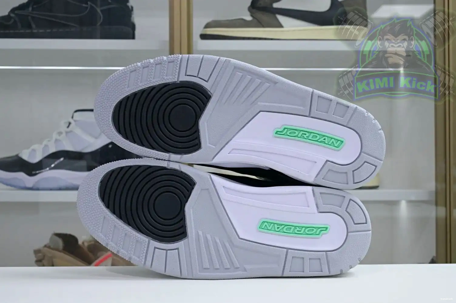 Air Green Jordan 3 Glow Kimikick 0608